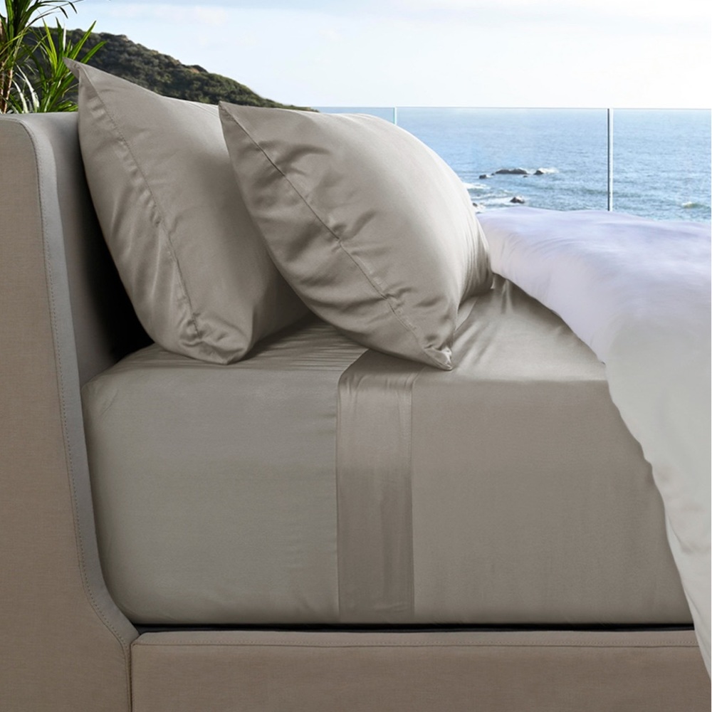 NWT Cariloha Resort bamboo flat sheet